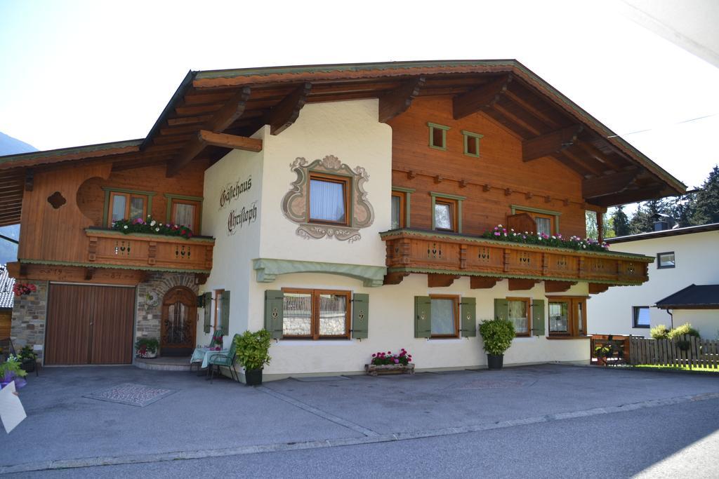 Gästehaus Christoph Ried im Zillertal Exterior foto