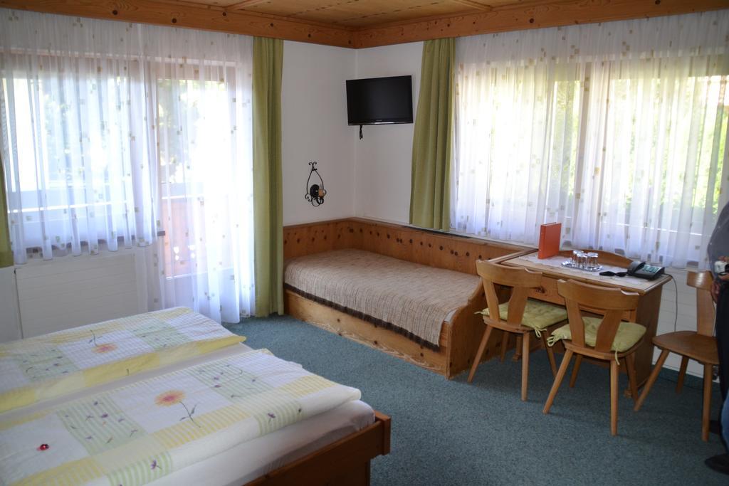 Gästehaus Christoph Ried im Zillertal Exterior foto