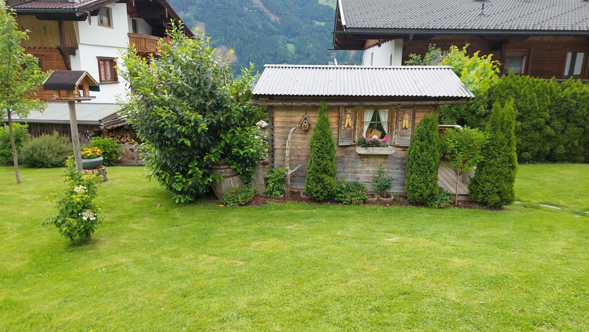Gästehaus Christoph Ried im Zillertal Exterior foto
