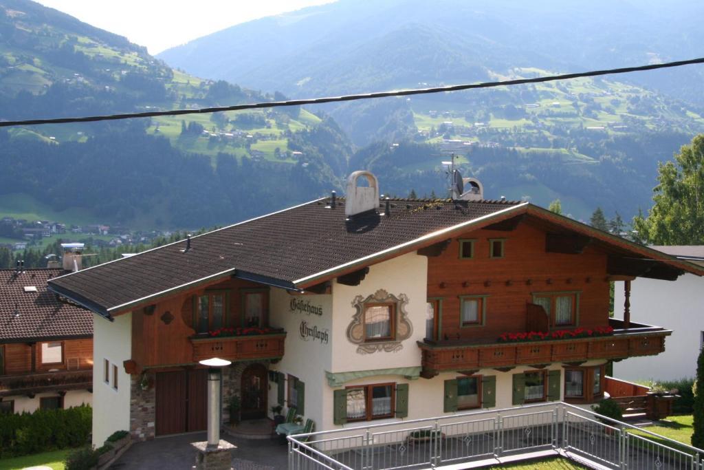 Gästehaus Christoph Ried im Zillertal Exterior foto