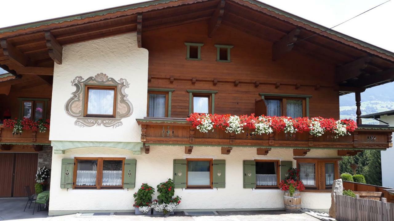 Gästehaus Christoph Ried im Zillertal Exterior foto